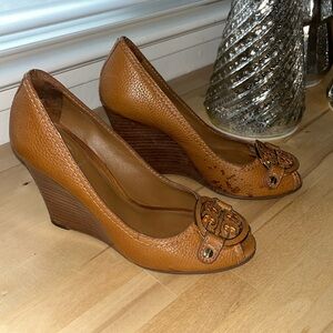 Tory Burch Selma Open-Toe Logo Wedges